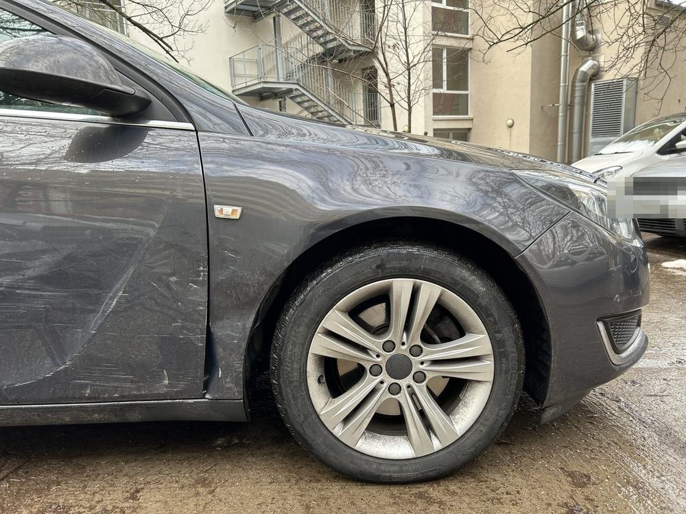 Opel Insignia Sports Tourer Edition, Schadensbild aus dem Gutachten